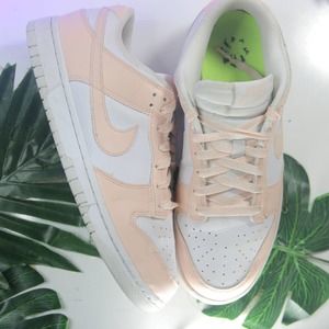 NIke Dunk Low Pink White SHoes size 9Womens/7.5 Youth/39.5EU 001317